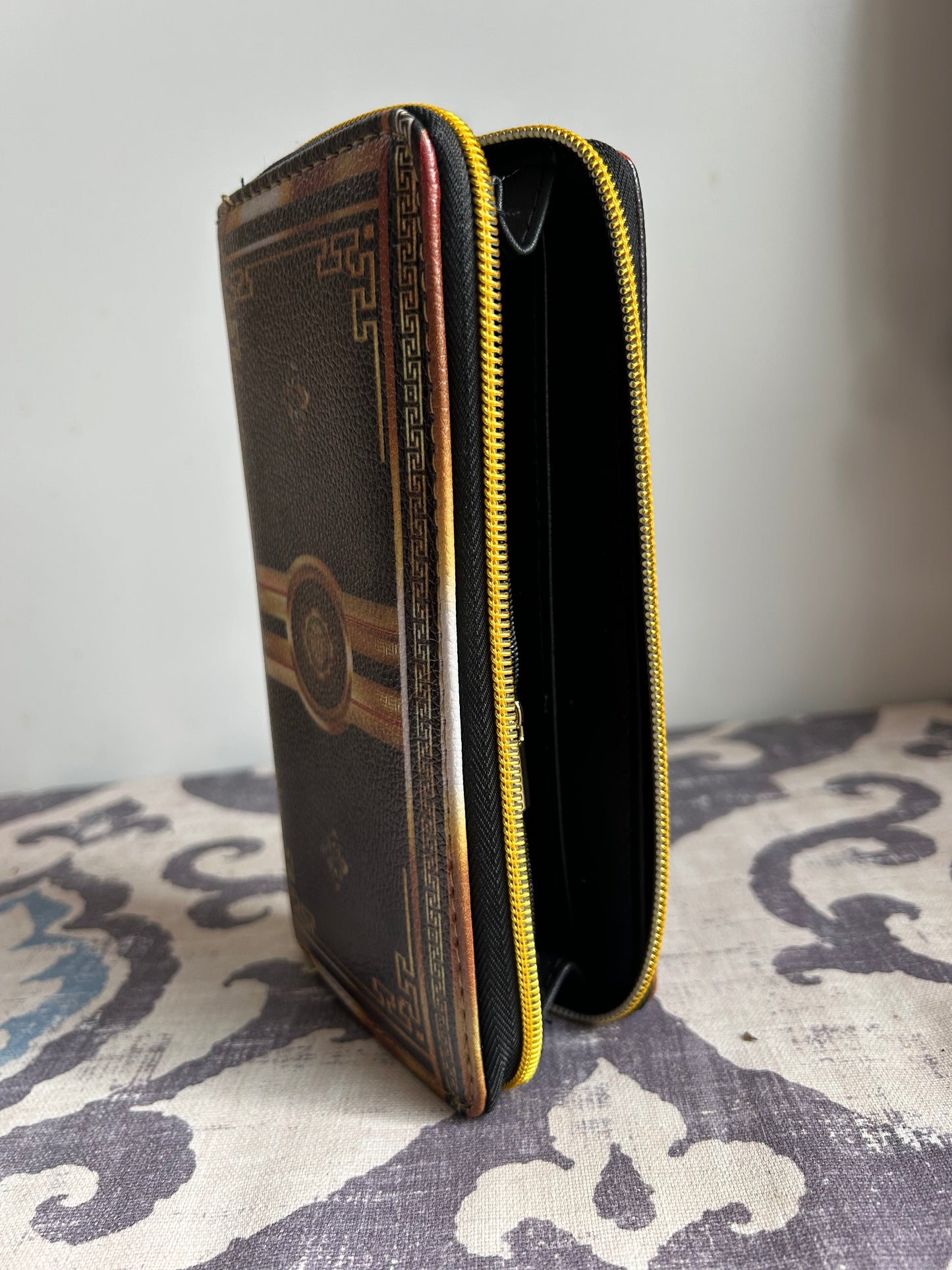 Greek Key Black Gold Zipper Wallet